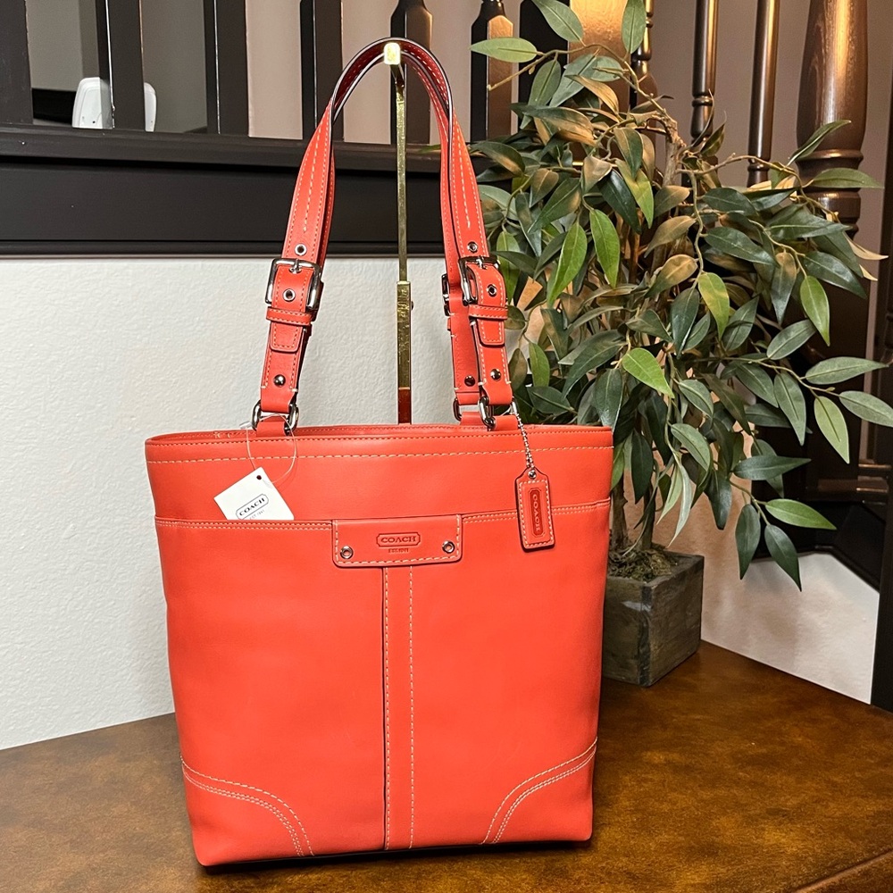 NEW COACH HAMILTON PEBBLE LEATHER TOTE, No. F13089